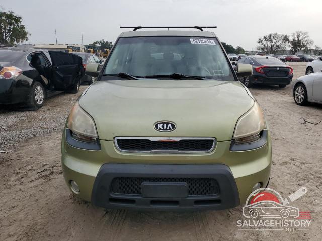 KNDJT2A24A7116107 2010 KIA SOUL photo no. 5
