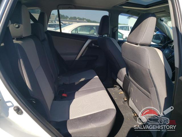 2T3RFREV7FW371109 2015 TOYOTA RAV4 photo no. 11