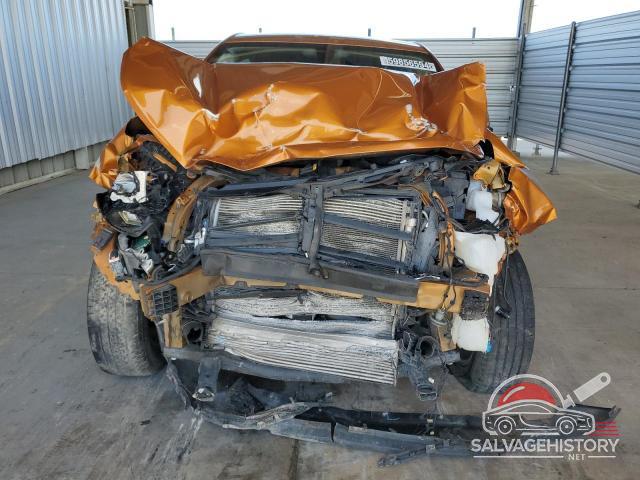 2GNAXJEV9J6131194 2018 CHEVROLET EQUINOX photo no. 5