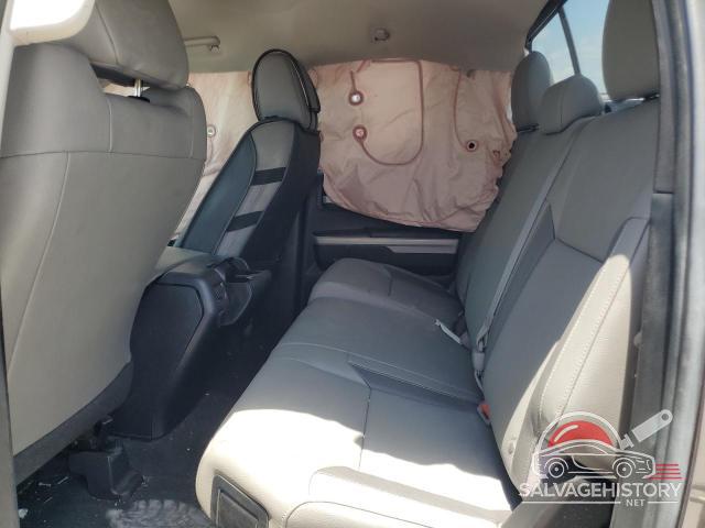 5TFSY5F12KX250820 2019 TOYOTA TUNDRA photo no. 10