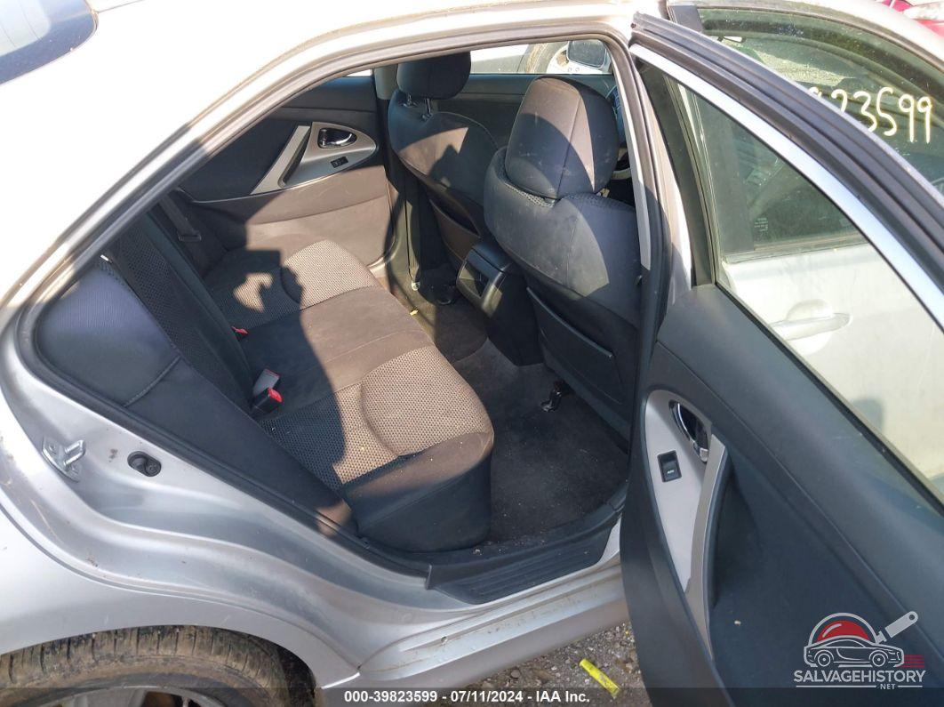 4T1BF3EK6BU149555 2011 TOYOTA CAMRY photo no. 8