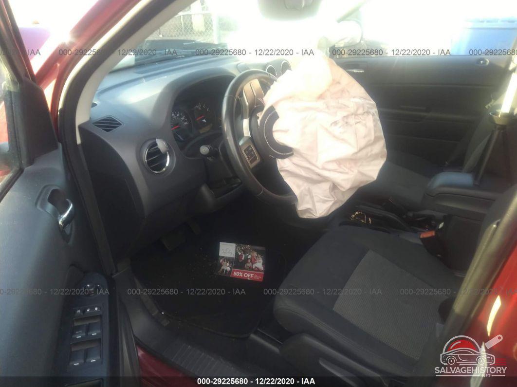 1J4NF1FBXBD164266 2011 JEEP COMPASS photo no. 5