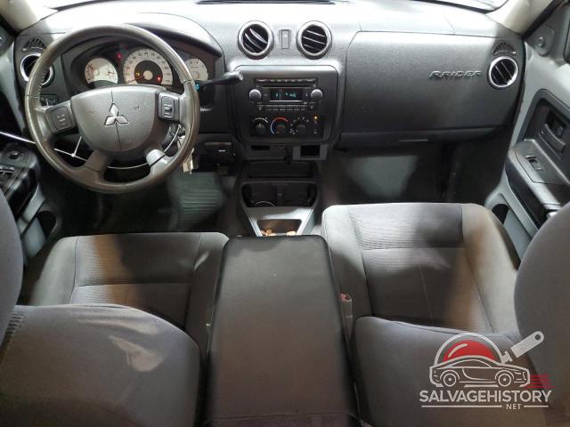 1Z7HC38K06S540354 2006 MITSUBISHI RAIDER photo no. 8