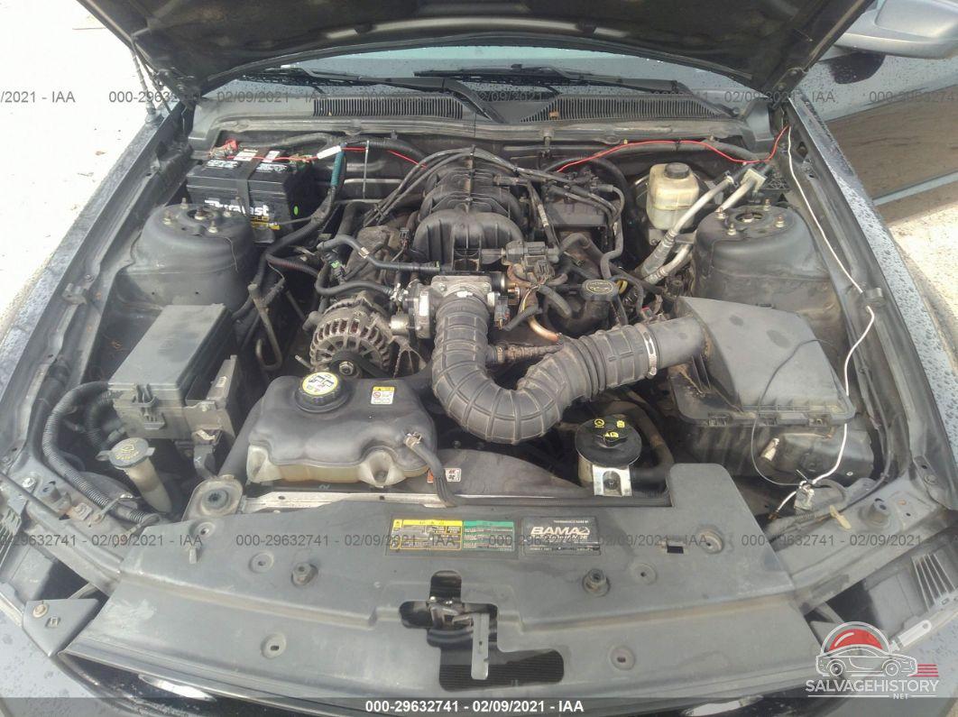 1ZVHT80NX85125264 2008 FORD MUSTANG photo no. 10