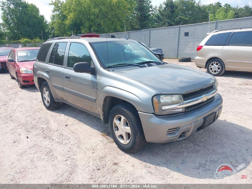 1GNDT13S452113660 2005 CHEVROLET TRAILBLAZER photo no. 9