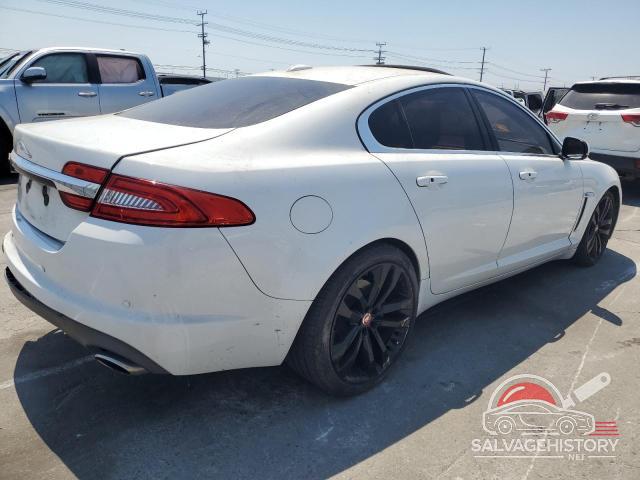 SAJWA0FB5CLS53948 2012 JAGUAR XF photo no. 3