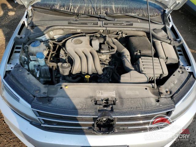 3VW1K7AJ1FM271389 2015 VOLKSWAGEN JETTA photo no. 11