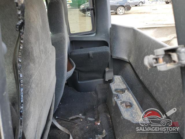 1GCCS19W428205118 2002 CHEVROLET S10 photo no. 10