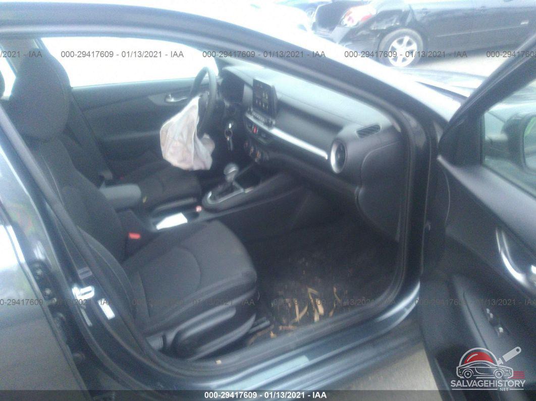 3KPF24AD8ME293138 2021 KIA FORTE photo no. 5