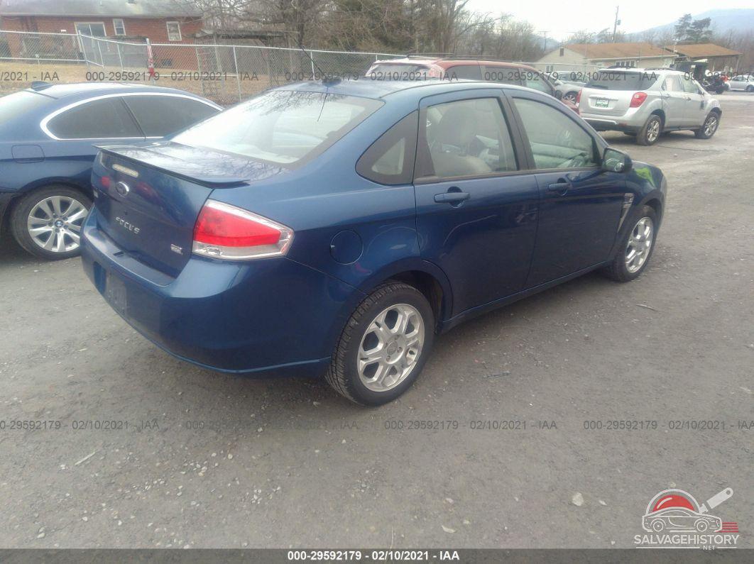 1FAHP35N88W148092 2008 FORD FOCUS photo no. 4