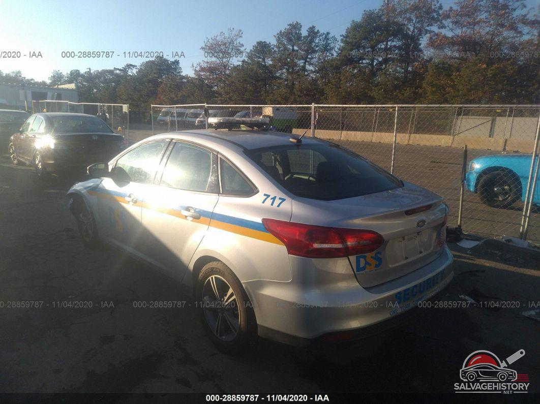 1FADP3FE0JL254573 2018 FORD FOCUS photo no. 3