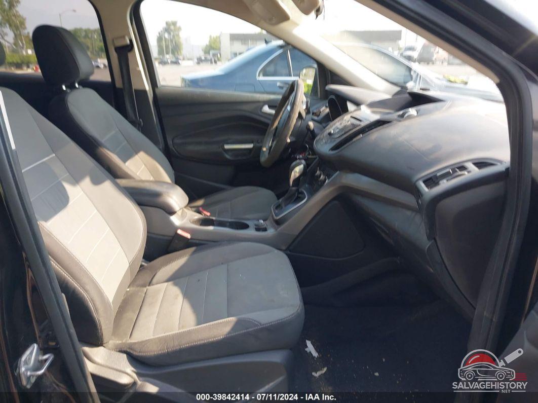 1FMCU9G99DUD55835 2013 FORD ESCAPE photo no. 5