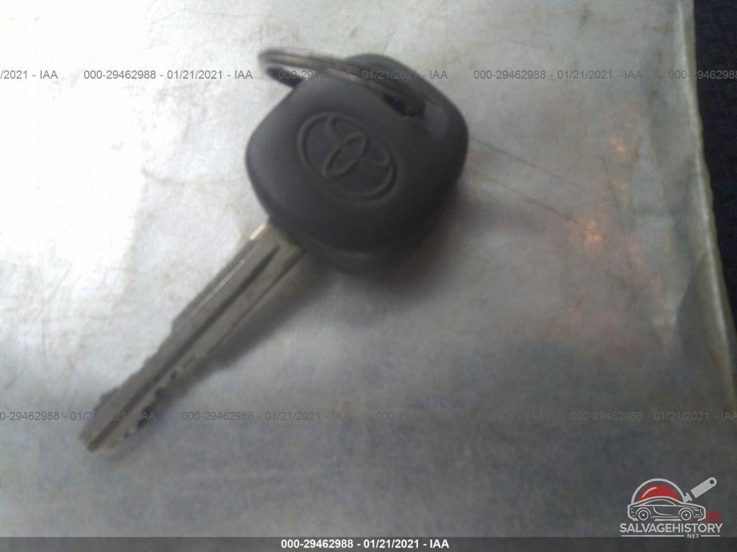2T1KR32E38C706700 2008 TOYOTA MATRIX photo no. 11