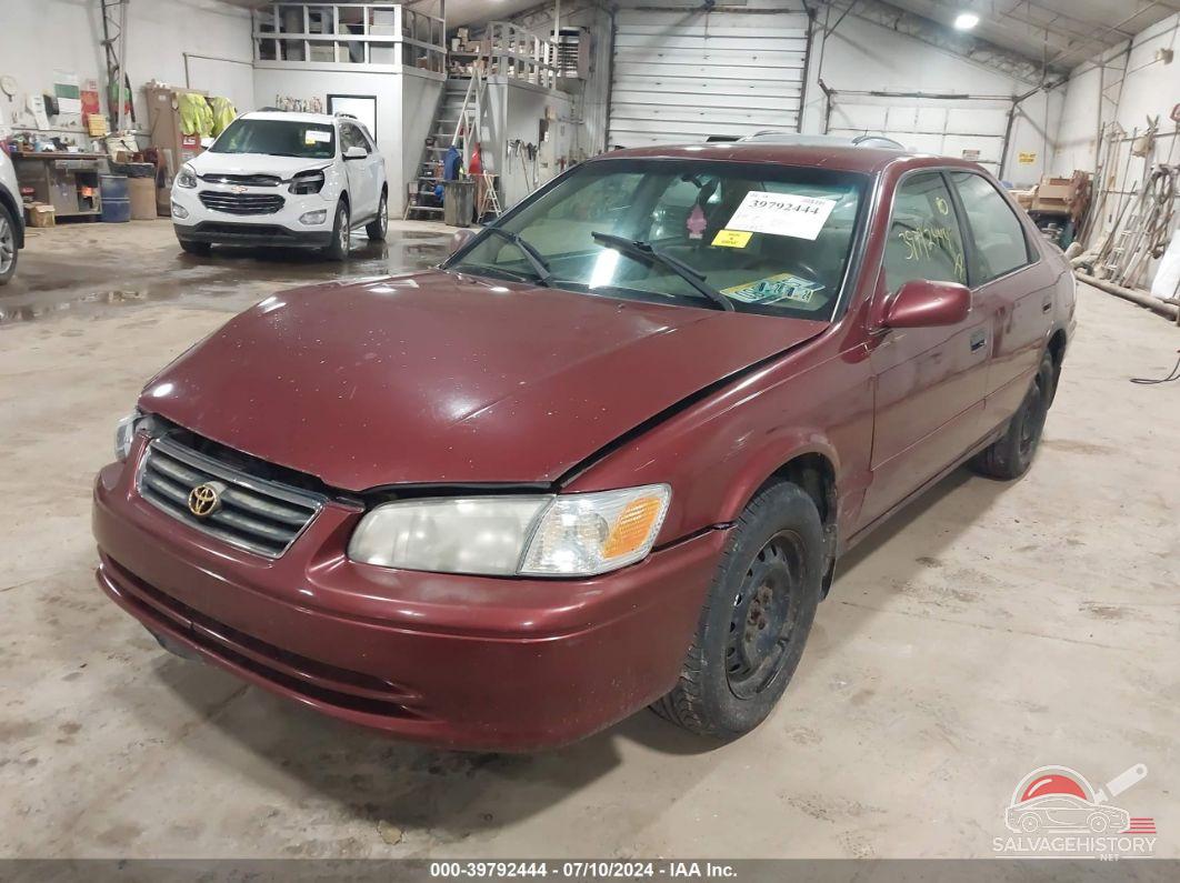 4T1BG22KX1U817562 2001 TOYOTA CAMRY photo no. 2