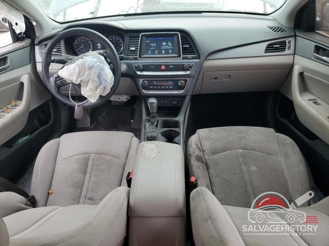 5NPE34AF0KH777128 2019 HYUNDAI SONATA photo no. 8