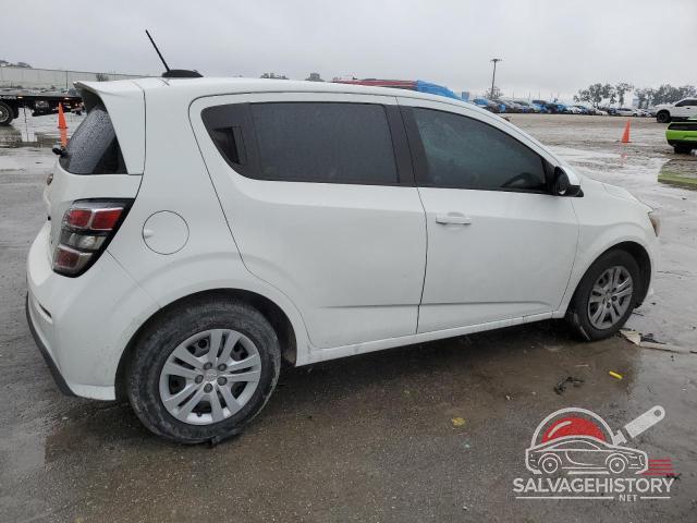 1G1JG6SH6H4163447 2017 CHEVROLET SONIC photo no. 3