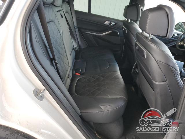 5UX23EU01R9V08203 2024 BMW X5 photo no. 11