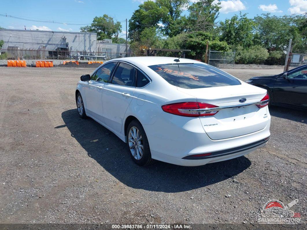 3FA6P0HD7HR114317 2017 FORD FUSION photo no. 3