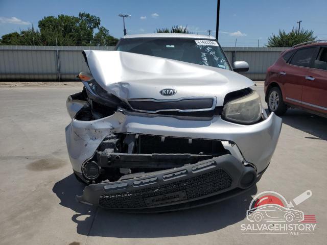 KNDJN2A26F7808631 2015 KIA SOUL photo no. 5
