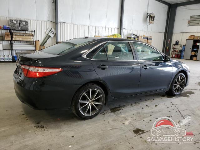 4T1BF1FK0FU070357 2015 TOYOTA CAMRY photo no. 3