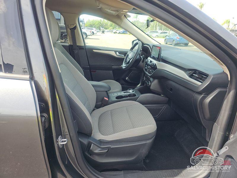 1FMCU9G68LUA83055 2020 FORD ESCAPE photo no. 6