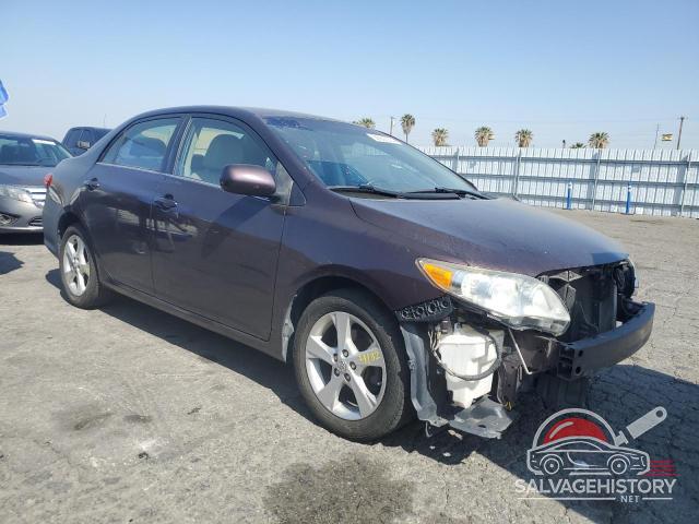 2T1BU4EEXDC067337 2013 TOYOTA COROLLA photo no. 4