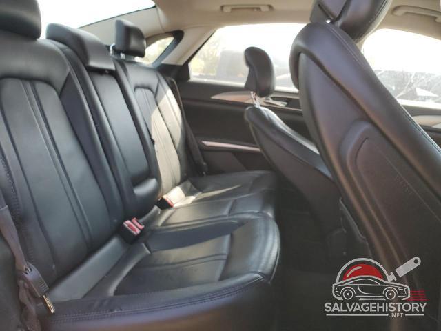3LN6L2LU3GR628233 2016 04 MKZ photo no. 10