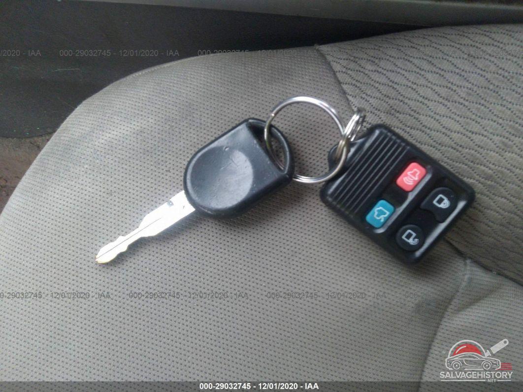 1FAHP34N88W234777 2008 FORD FOCUS photo no. 11