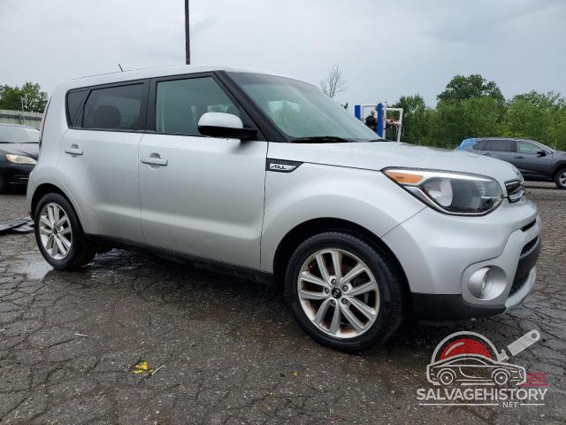 KNDJP3A58K7662866 2019 KIA SOUL photo no. 4