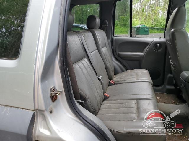 1J4GL48576W132072 2006 JEEP LIBERTY photo no. 10