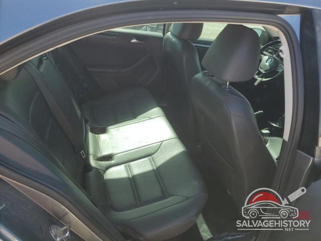 3VWLA7AJXFM266610 2015 VOLKSWAGEN JETTA photo no. 10