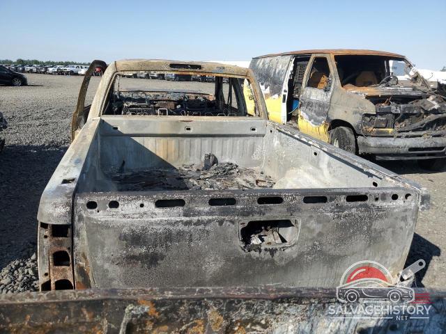 1GT220CG6BZ137390 2011 GMC SIERRA photo no. 6