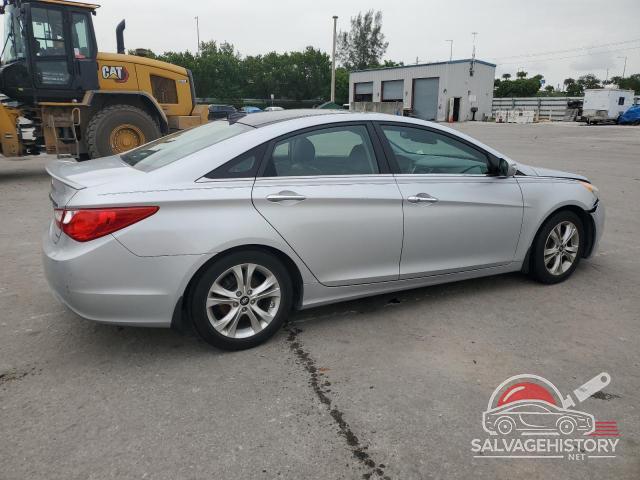 5NPEC4AC4DH639780 2013 HYUNDAI SONATA photo no. 3