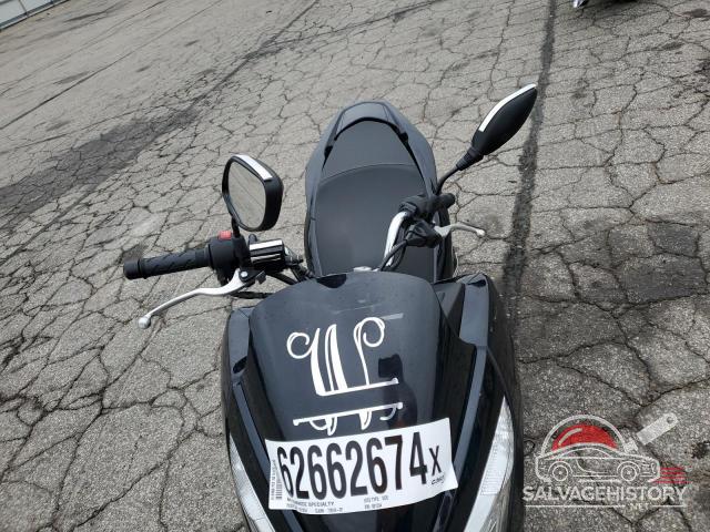 RLHKF1805FY001334 2015 HONDA PCX photo no. 5