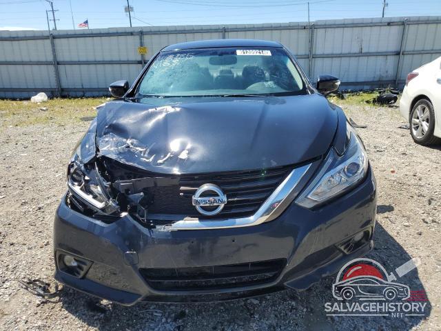 1N4AL3AP1HC156024 2017 NISSAN ALTIMA photo no. 5
