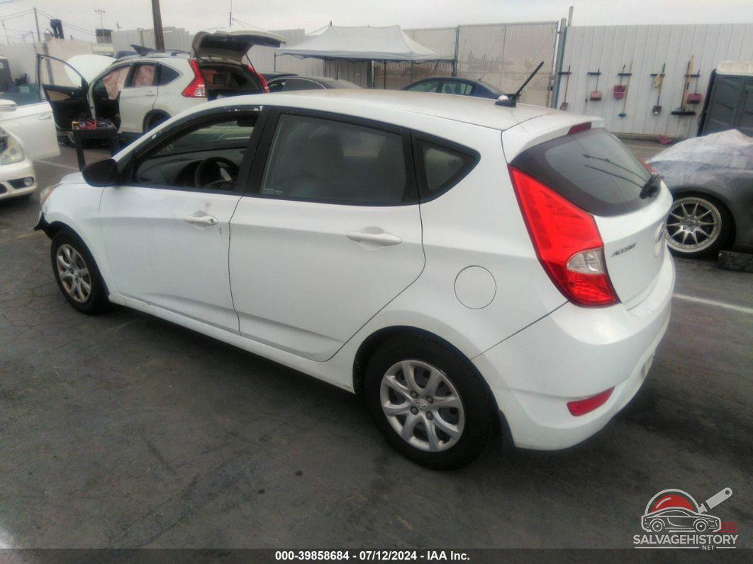 KMHCT5AE3DU118307 2013 HYUNDAI ACCENT photo no. 3