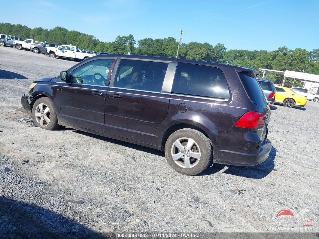 2V4RW3D10AR295057 2010 VOLKSWAGEN ROUTAN photo no. 3