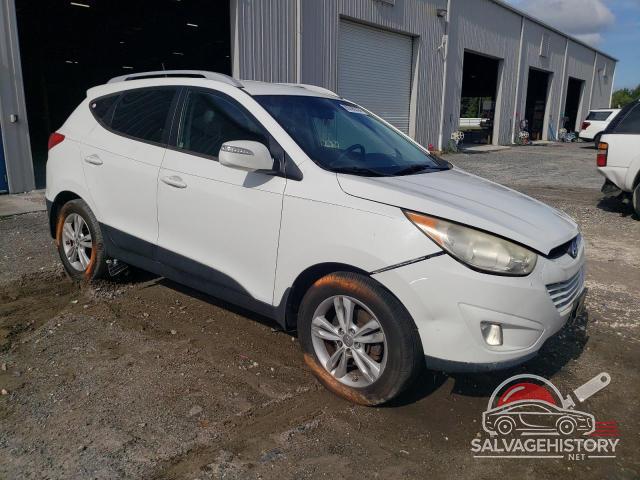 KM8JU3AC6DU692844 2013 HYUNDAI TUCSON photo no. 4