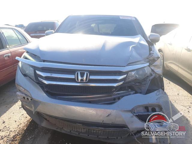 5FNYF5H30JB033029 2018 HONDA PILOT photo no. 5