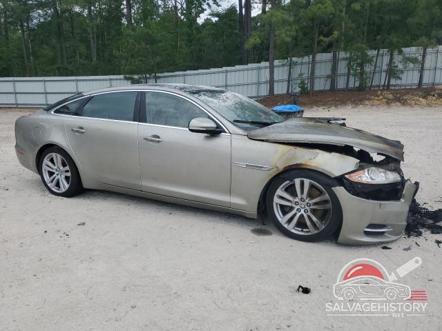 SAJWA2GB9BLV15026 2011 JAGUAR XJ photo no. 4