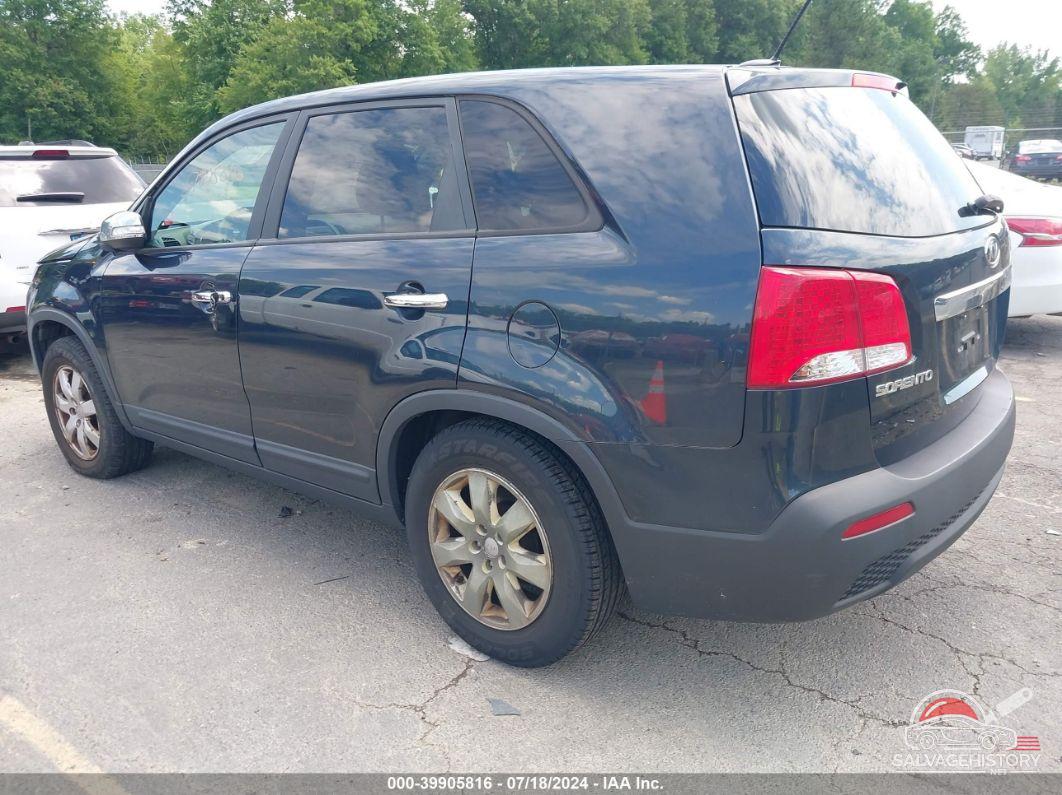 5XYKT3A14DG375706 2013 KIA SORENTO photo no. 3