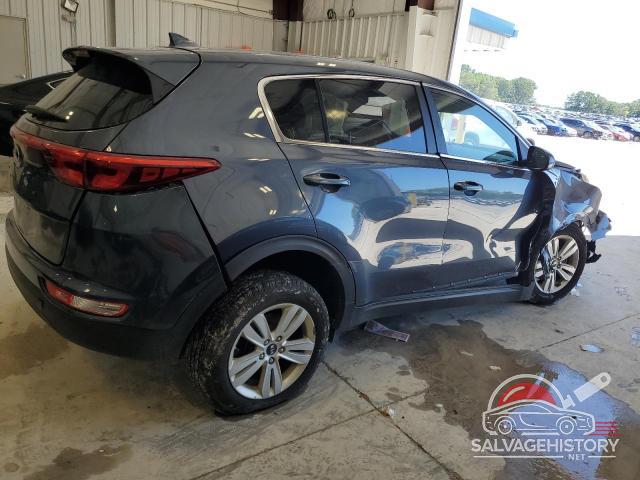 KNDPM3AC0J7461303 2018 KIA SPORTAGE photo no. 3