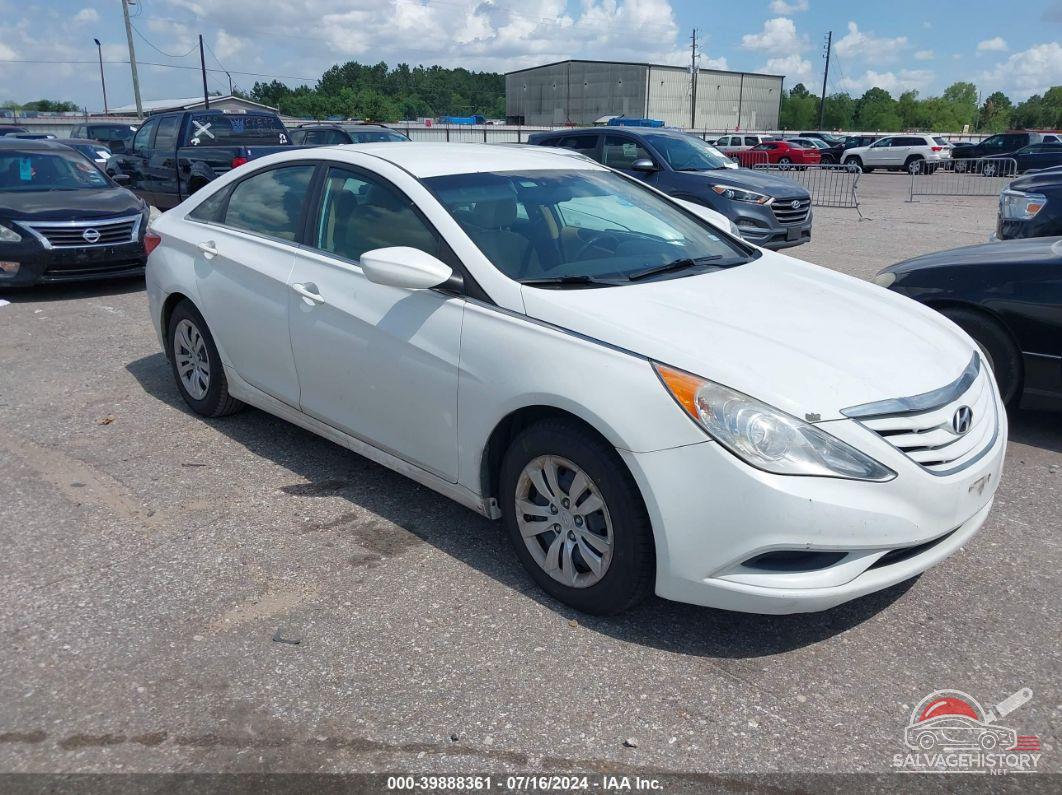 5NPEB4AC2CH353346 2012 HYUNDAI SONATA photo no. 4