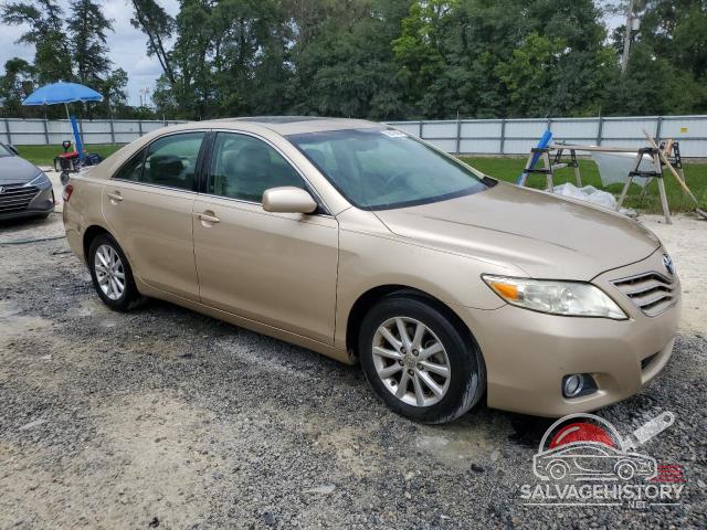 4T1BF3EK3BU721438 2011 TOYOTA CAMRY photo no. 4