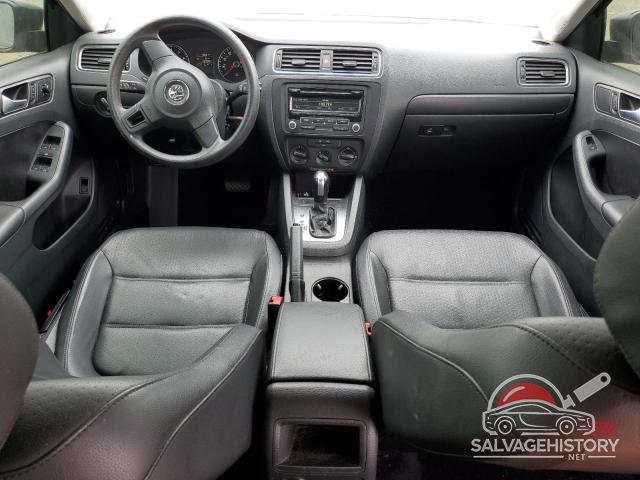 3VWD17AJ3EM388311 2014 VOLKSWAGEN JETTA photo no. 8