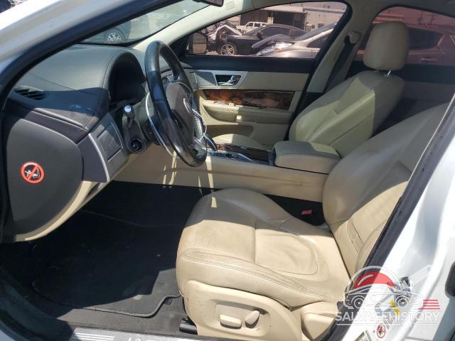SAJWA0FB5CLS53948 2012 JAGUAR XF photo no. 7