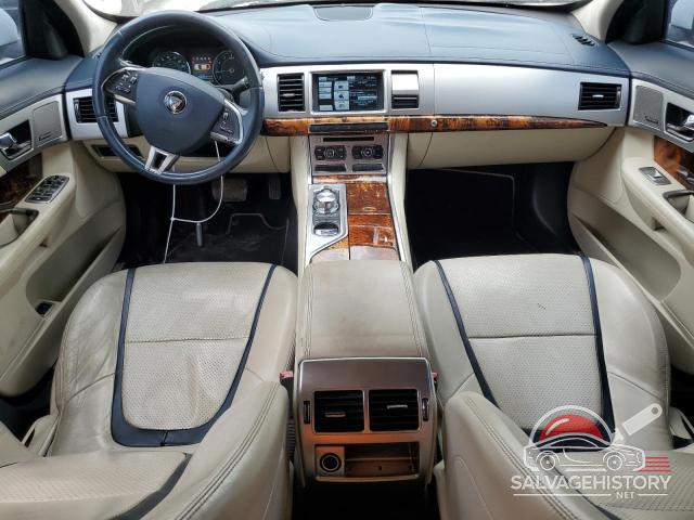 SAJWA0EXXE8U21862 2014 JAGUAR XF photo no. 8