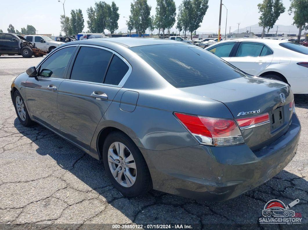 1HGCP2F68CA035384 2012 HONDA ACCORD photo no. 3