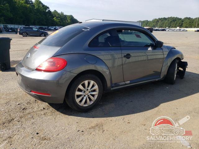3VWF17AT7EM634724 2014 VOLKSWAGEN BEETLE photo no. 3