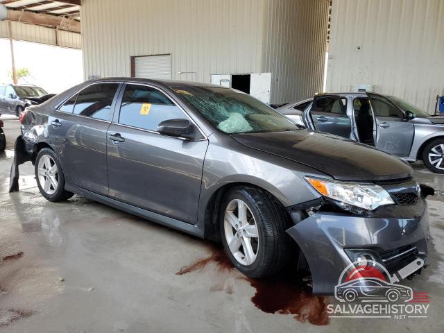 4T1BF1FK9CU148131 2012 TOYOTA CAMRY photo no. 4